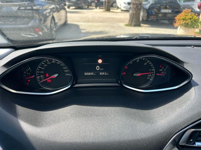 PEUGEOT 308 usata, con Climatizzatore