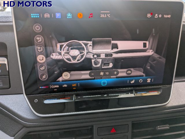 VOLKSWAGEN Crafter usata, con Touch screen