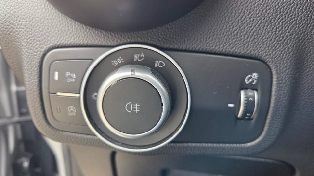 ALFA ROMEO Stelvio usata, con Sedili sportivi