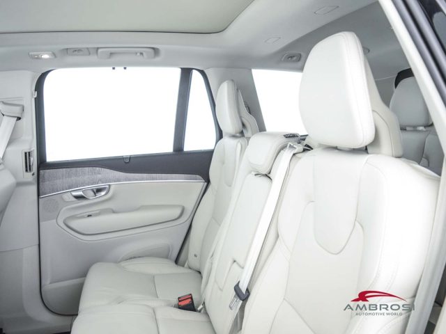 VOLVO XC90 usata 9