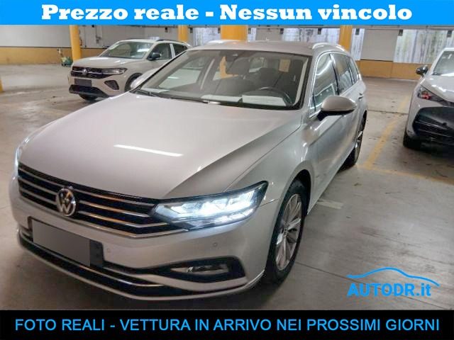 VOLKSWAGEN Passat Variant usata, con ABS