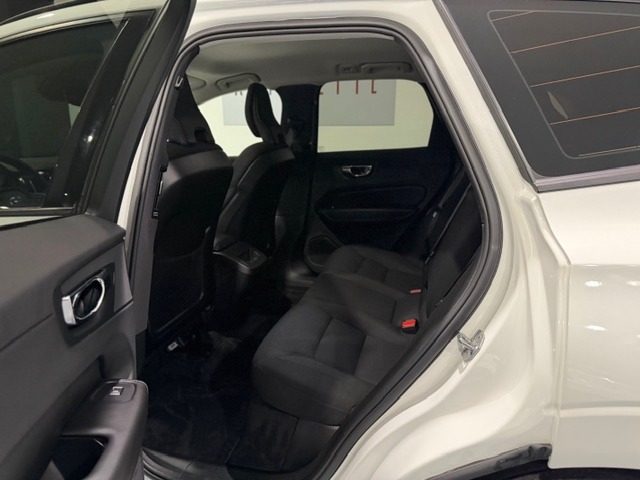 VOLVO XC60 usata, con Fari LED