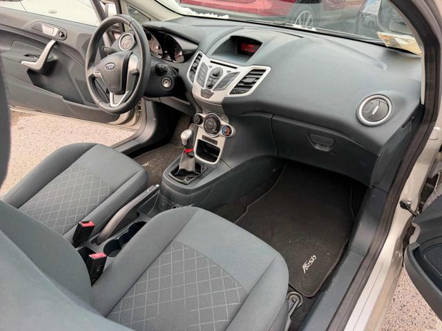 FORD Fiesta usata, con Autoradio