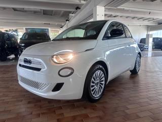 FIAT 500 Berlina Hybrid Pop
