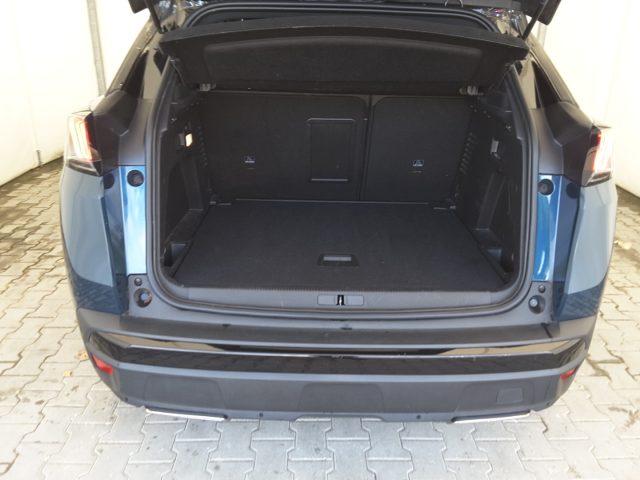PEUGEOT 3008 usata, con Volante in pelle