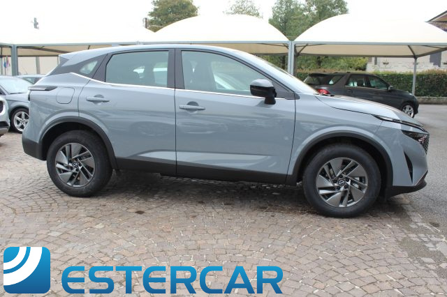 NISSAN Qashqai usata, con Boardcomputer