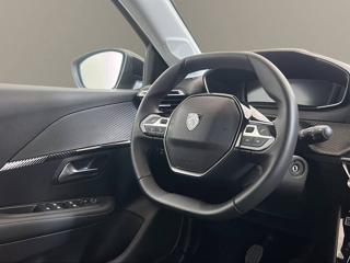 PEUGEOT 208 usata, con USB