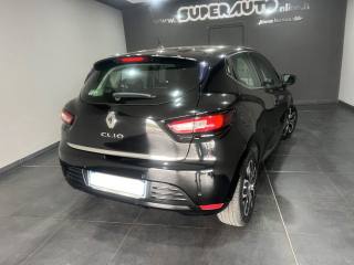 RENAULT Clio usata, con Alzacristalli elettrici