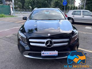 MERCEDES-BENZ GLA 180 usata, con Airbag