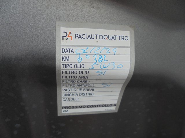 NISSAN Qashqai usata, con Fari LED