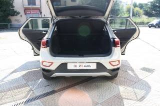 VOLKSWAGEN T-Roc usata, con Autoradio digitale