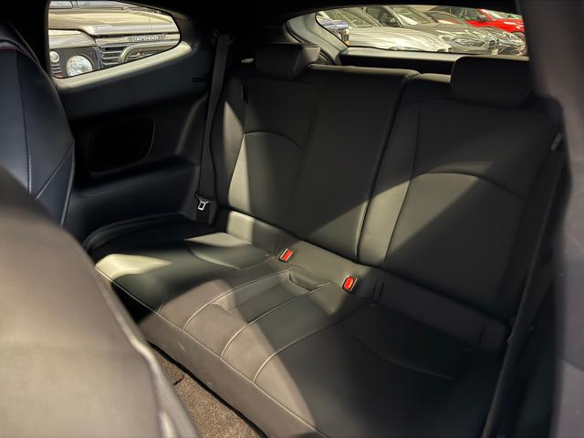 TOYOTA Yaris usata, con Sedili sportivi