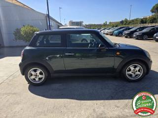 MINI Cooper D usata, con Autoradio