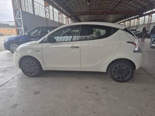 LANCIA Ypsilon usata, con Airbag laterali