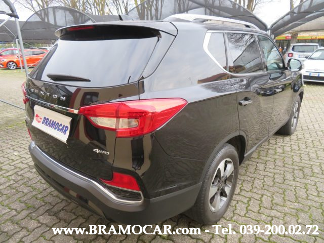 SSANGYONG REXTON usata, con Autoradio