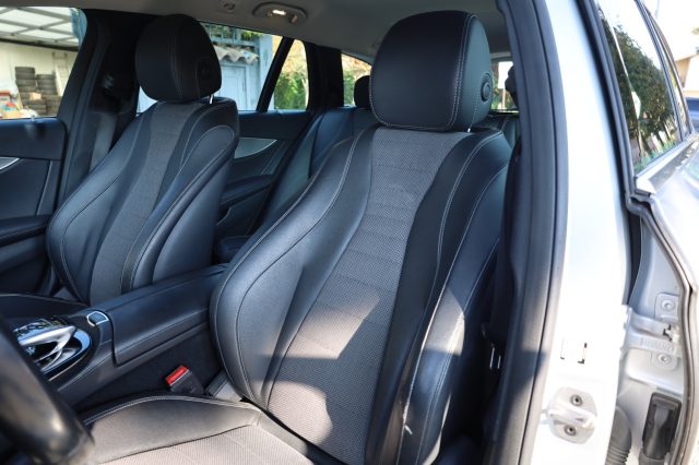 MERCEDES-BENZ E 220 usata, con Fari direzionali