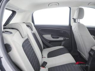 FIAT Punto usata 9