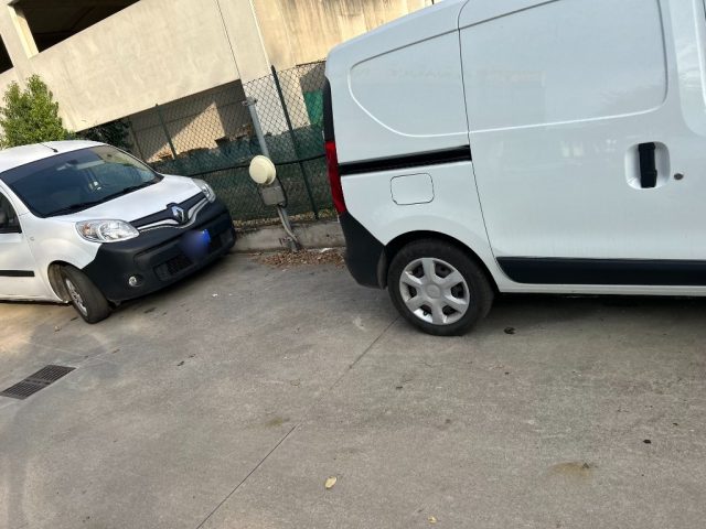 RENAULT Kangoo usata, con Climatizzatore