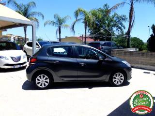 PEUGEOT 208 usata, con Cerchi in lega
