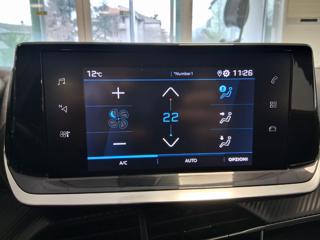 PEUGEOT 2008 usata, con Luci diurne