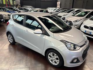 HYUNDAI i10 usata, con Controllo trazione