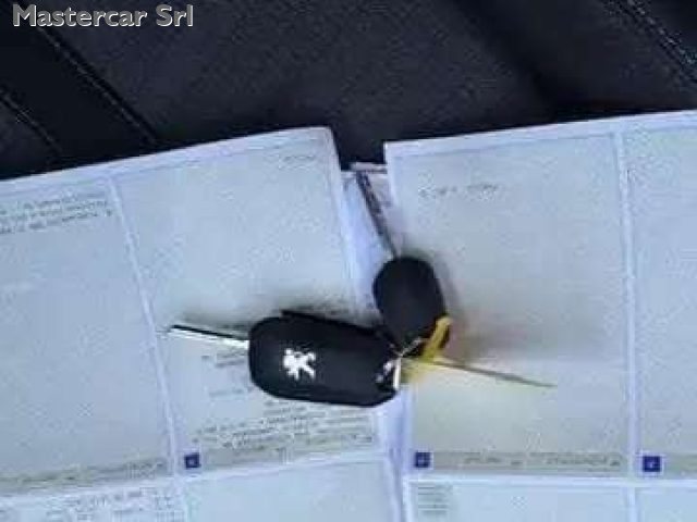 PEUGEOT 2008 usata, con Chiusura centralizzata