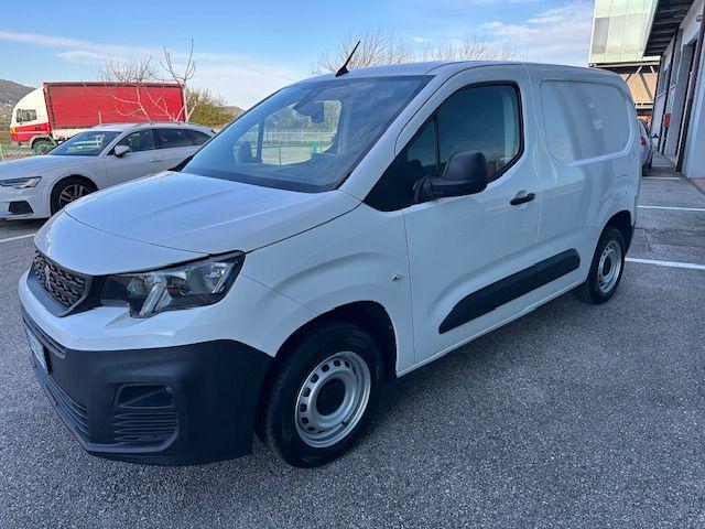 PEUGEOT Partner usata, con Alzacristalli elettrici