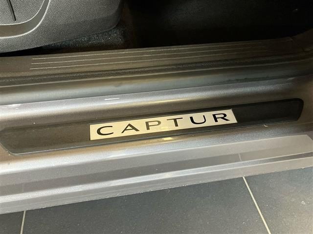 RENAULT Captur usata 28