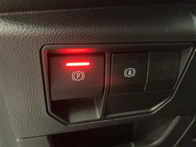 RENAULT Austral usata, con Hill holder