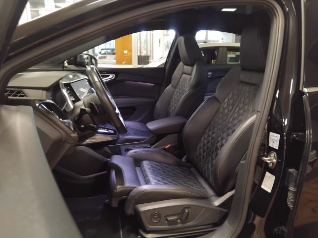 AUDI Q4 e-tron usata, con Bluetooth