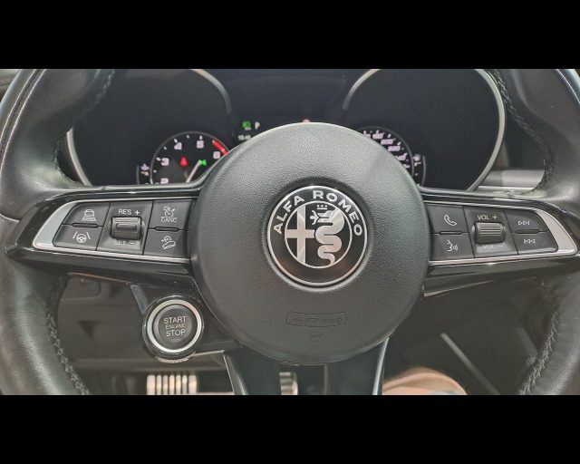 ALFA ROMEO Stelvio usata, con Chiusura centralizzata telecomandata