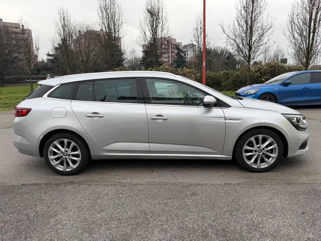 RENAULT Megane usata, con Autoradio