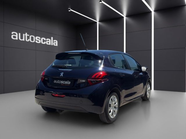 PEUGEOT 208 usata, con Alzacristalli elettrici