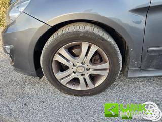 MERCEDES-BENZ B 180 usata 23