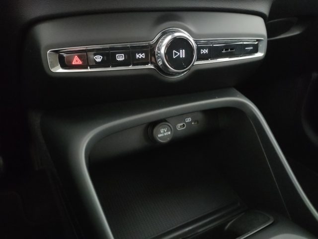 VOLVO XC40 usata, con Sistema di navigazione