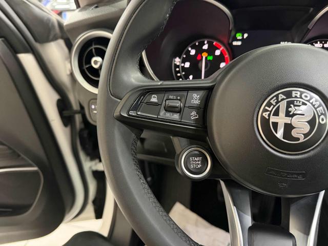 ALFA ROMEO Stelvio usata, con Volante multifunzione