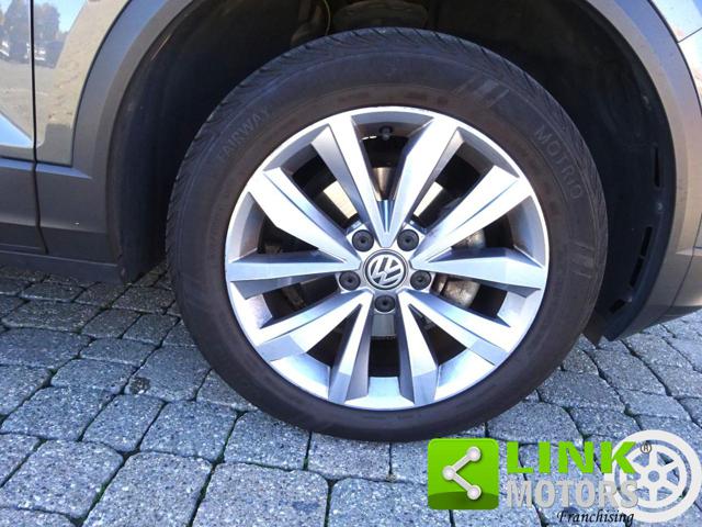 VOLKSWAGEN T-Roc usata, con MP3