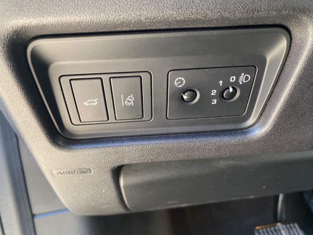 LAND ROVER Discovery Sport usata, con Controllo automatico clima