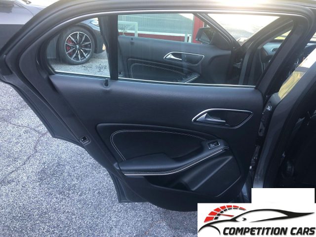 MERCEDES-BENZ GLA 180 usata, con Sensore di pioggia