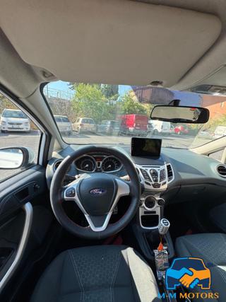 FORD Fiesta usata, con Lettore CD