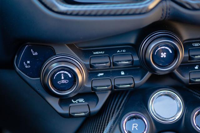 ASTON MARTIN Vantage usata, con Regolazione elettrica sedili