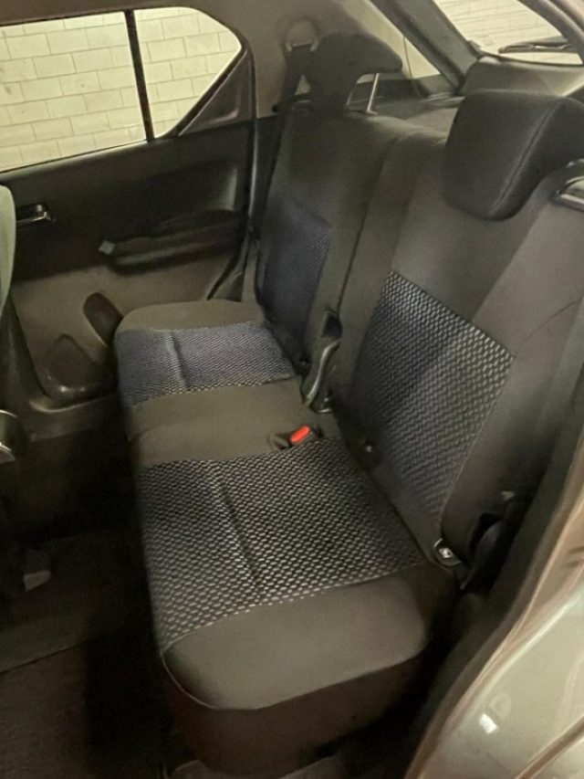SUZUKI Ignis usata, con Autoradio