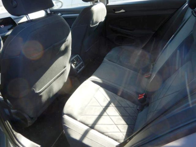 VOLKSWAGEN Golf usata, con Climatizzatore