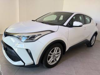TOYOTA C-HR usata 18