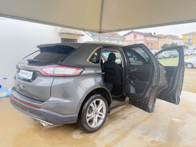 FORD Edge usata, con Autoradio digitale