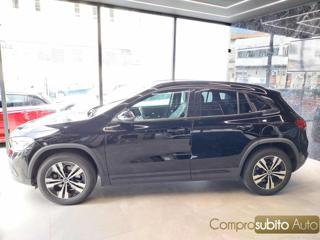 MERCEDES-BENZ GLA 180 usata, con Autoradio