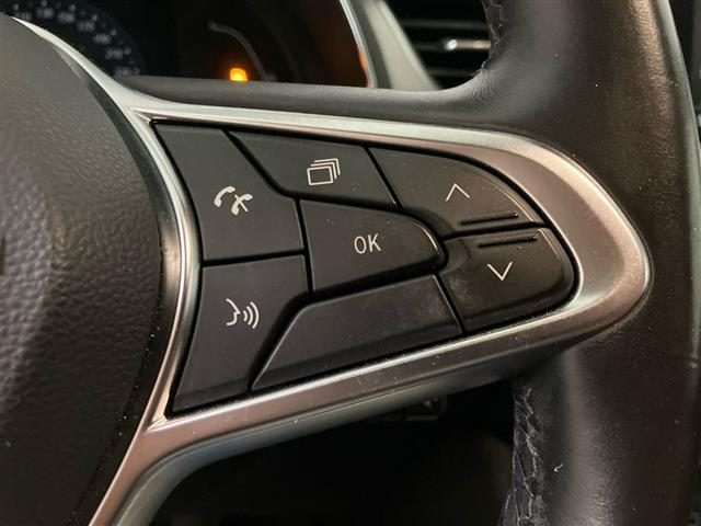 RENAULT Captur usata, con Sensori di parcheggio anteriori