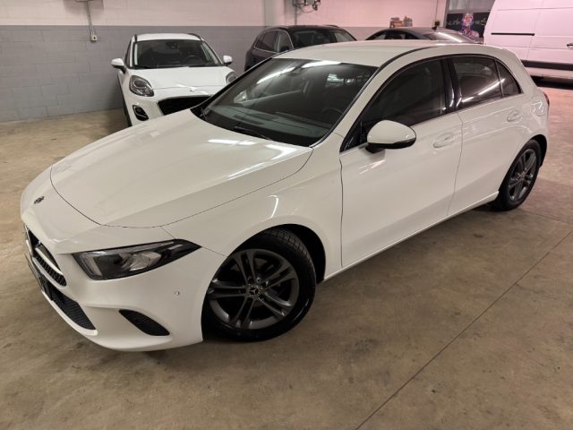 MERCEDES-BENZ A 180 usata, con Cerchi in lega