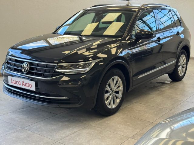 VOLKSWAGEN Tiguan usata, con Airbag
