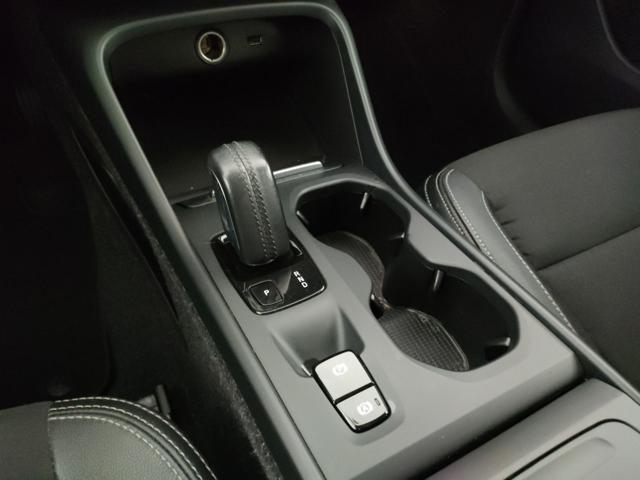 VOLVO XC40 usata, con USB